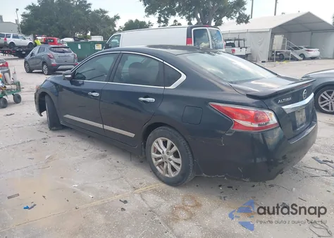 2015 Nissan Altima 2.5 S from USA, damaged, VIN 1N4AL3AP8FC142618
